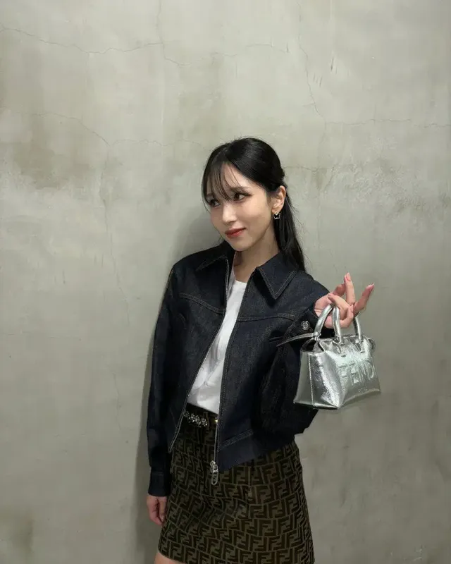 미나야~ 생일 축하해요 ^^ 해피 미나데이!! | mbong.kr 엠봉