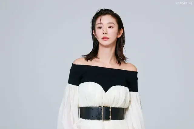 이주빈 화보 비하인드 | mbong.kr 엠봉