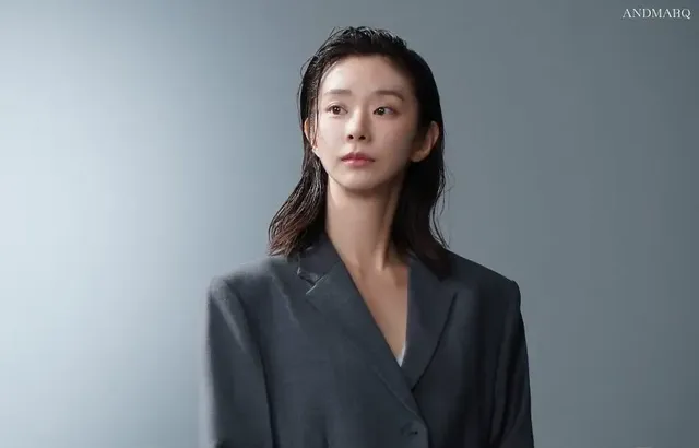 이주빈 화보 비하인드 | mbong.kr 엠봉