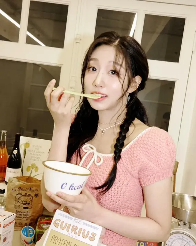 유지애에게 당한 정예인/ 정예인 인별 | mbong.kr 엠봉