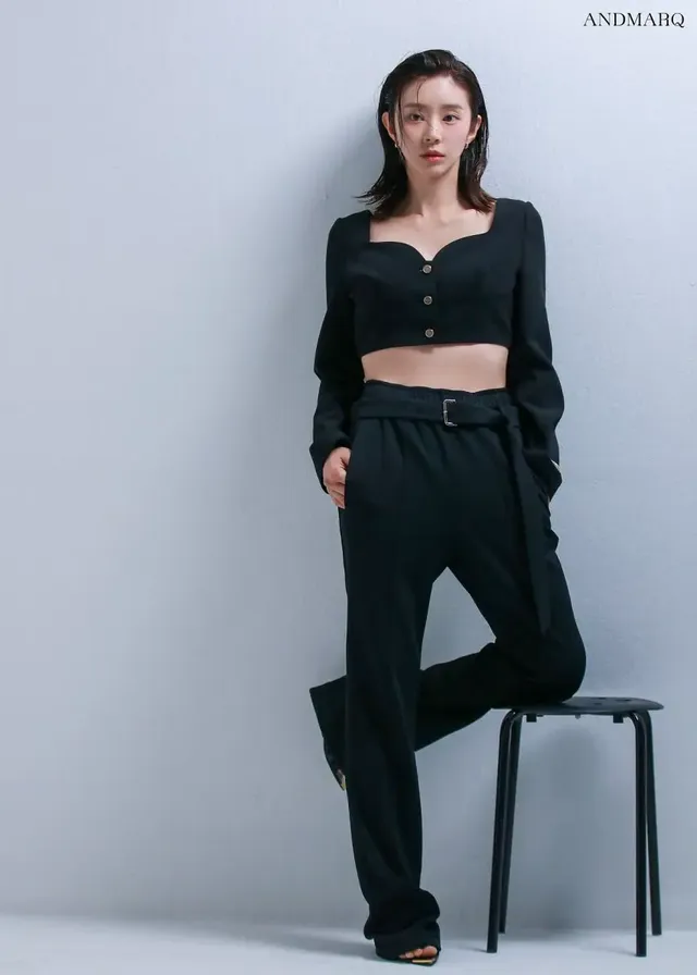 이주빈 화보 비하인드 | mbong.kr 엠봉