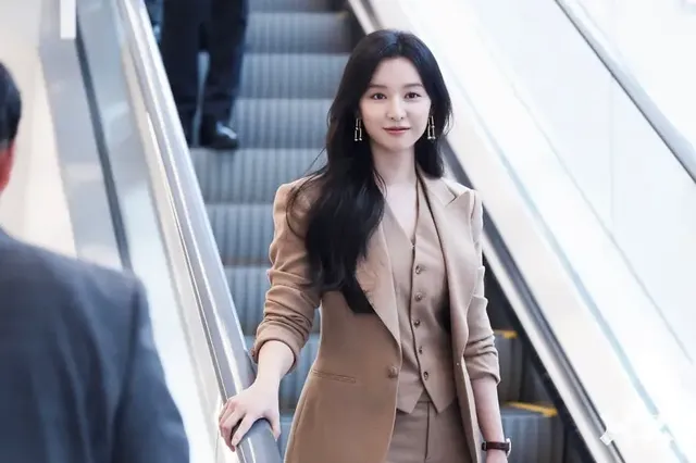 김지원 무물/ 봄의여왕 김지원 | mbong.kr 엠봉