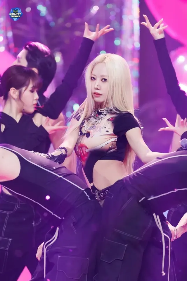 에이핑크 남주 엠카운트다운 현장포토 / 남주 인스타 | mbong.kr 엠봉