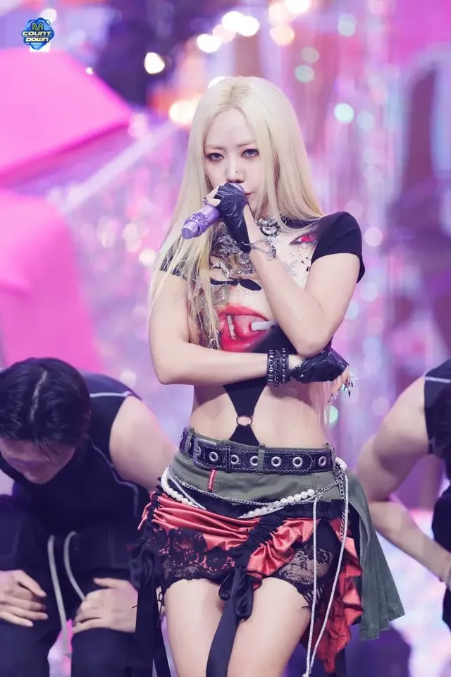 에이핑크 남주 엠카운트다운 현장포토 / 남주 인스타 | mbong.kr 엠봉