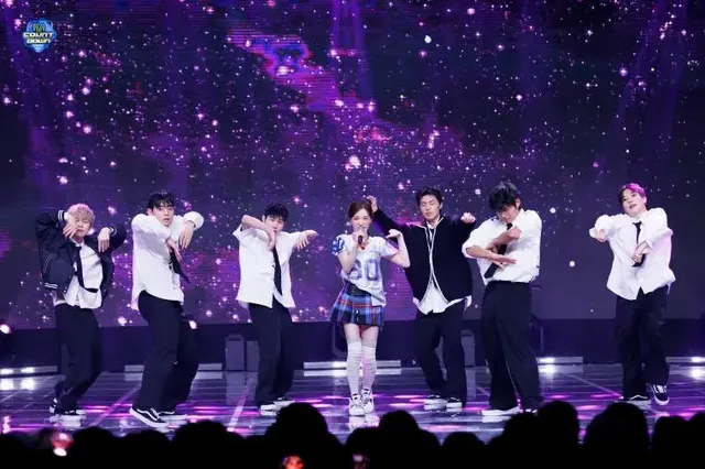 레드벨벳 웬디 엠카운트다운 현장포토 / 인기가요 피디노트 | mbong.kr 엠봉