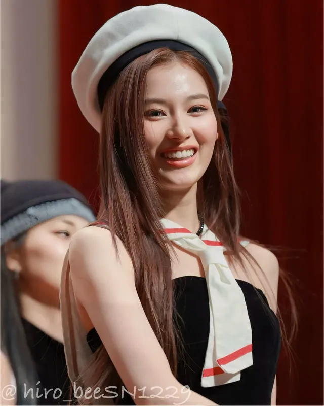 어제 팬싸인회 트와이스 사나 | mbong.kr 엠봉