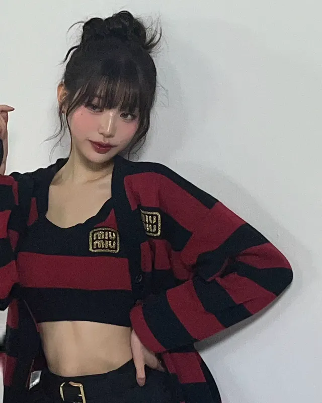 미우미우 옷 입은 장원영 인스타 | mbong.kr 엠봉