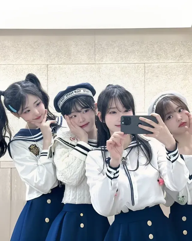 해군 수료식에서 신곡 스포하고 온 qwer | mbong.kr 엠봉