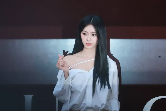 쯔위 (트와이스)_ 구찌 앙코라 팝업스토어 오픈 행사 | mbong.kr 엠봉