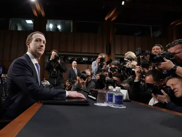 마크 저커버그 랩틸리언 된거 이해되는 당시 상황 | mbong.kr 엠봉