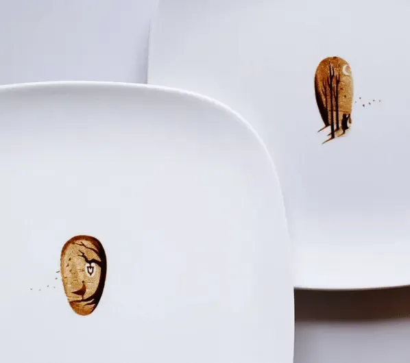 커피와 커피 찌꺼기로 그린 그림 | mbong.kr 엠봉