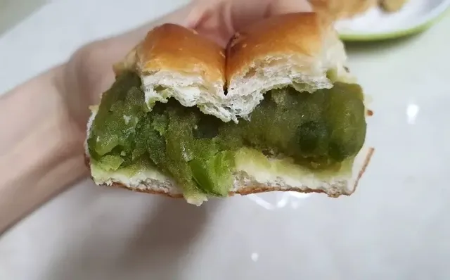 은근 매니아층 견고한 빵 | mbong.kr 엠봉