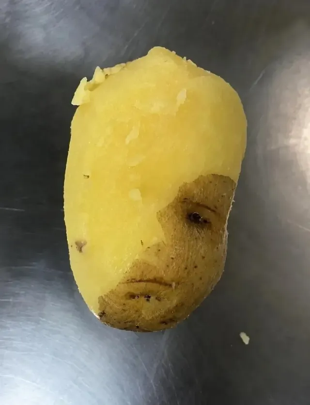 뭔가 영혼이 있을 것 같아서 못 먹겠는 식재료.jpg