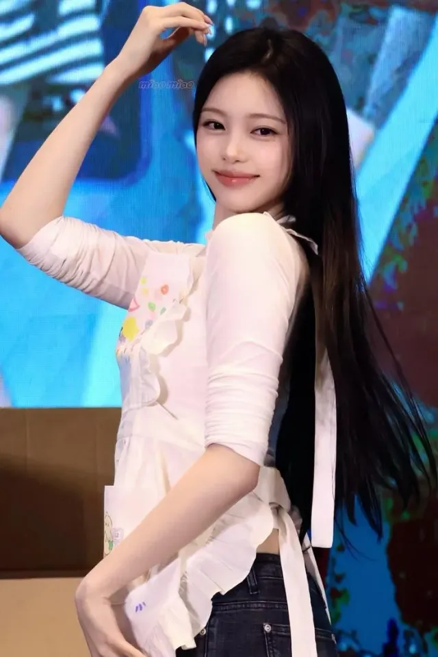 668b3888bd37fa310bf8d610478cacc9.jpg