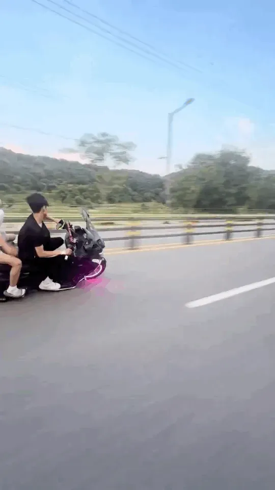 IMB_Pyd5mm.gif