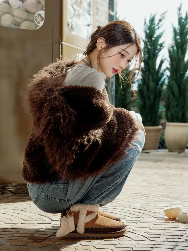 어그 새로운 앰버서더인듯한 아이브 장원영