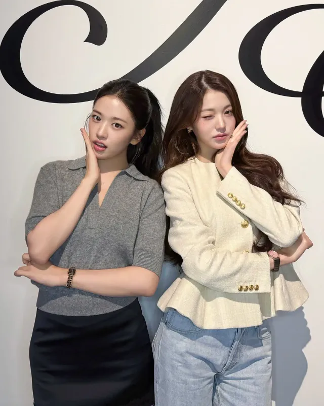 장원영 & 안유진 근황.jpg