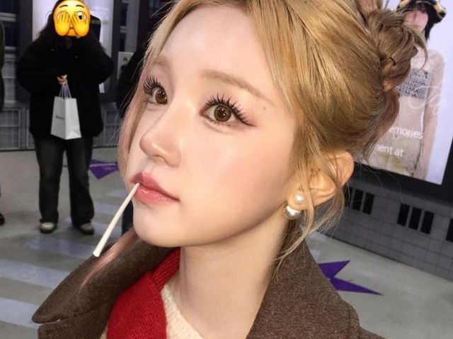 사탕 먹는 아이들 우기 이미지