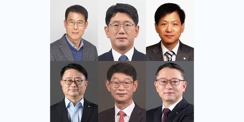 왼쪽 위부터 시계방향으로 김범석 우리은행 국내영업부문 부행장, 박장근 우리금융지주 리스크관리부문 부사장(은행 리스크관리그룹 부행장 겸임), 이정수 지주 전략부문 부사장, 정진완 은행 중소기업그룹 부행장, 조병열 은행 연금사업그룹 부행장, 조세형 은행 기관그룹 부행장(이상 가다나순) [사진=연합뉴스]