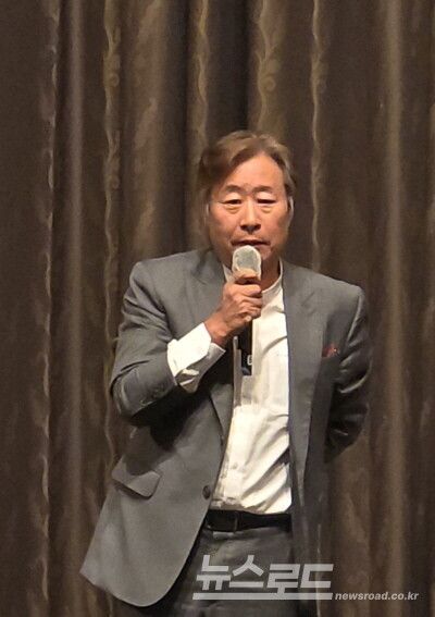 선거 공약을 발표하고 있는 이진석 당선인 [사진=서진수기자]