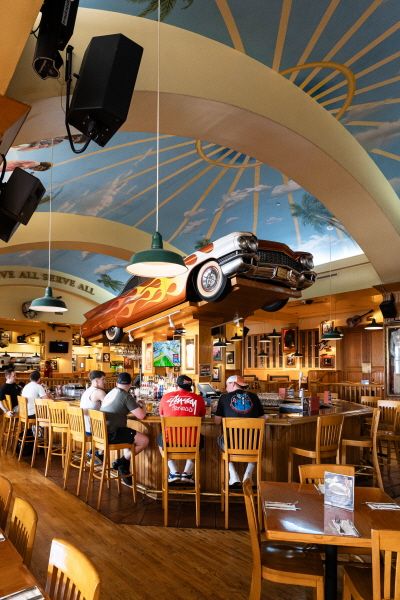 Hard Rock Café 내부 전경 [사진=괌정부관광청]