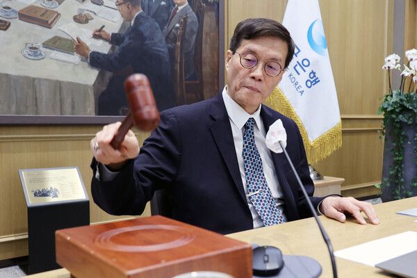 한국은행에서 금융통화위원회를 주재하는 이창용 한국은행 총재(2024.1.11) [사진=연합뉴스]