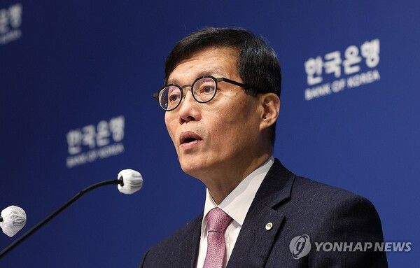 이창용 한은 총재가 16일 기자간담회서 발언하는 모습 [사진=연합뉴스]