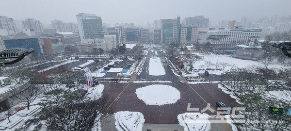 군포시 옥상에서 산본로데오 거리를 바라본 전경/사진=군포시