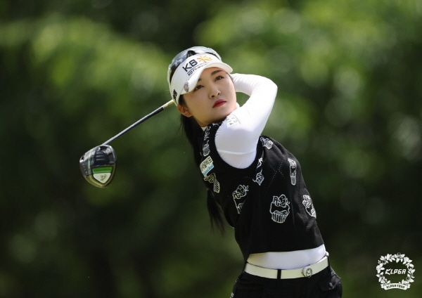 이예원 NH투자증권 레이디스 챔피언십 FR 4번홀 티샷 [출처=KLPGA]