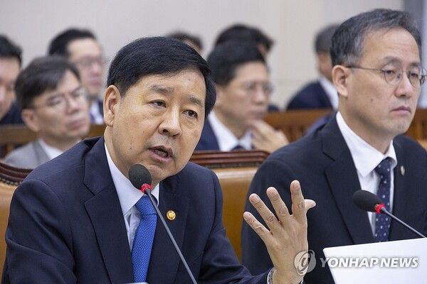 구윤철 부총리가 국회 국정감사에 출석해 답변하는 모습 [사진=연합뉴스]