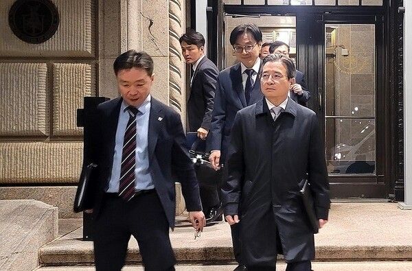 한미협상 후 미 상무부 나서는 김용범 정책실장/연합뉴스