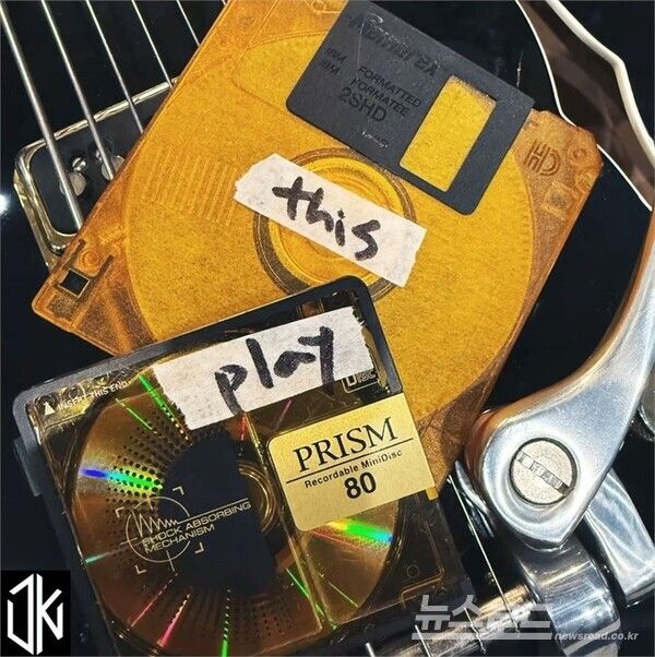 지난 2월 발표한 데뷔 미니앨범 ‘Play This’ 앨범 재킷 이미지/사진=매버릭스테이지