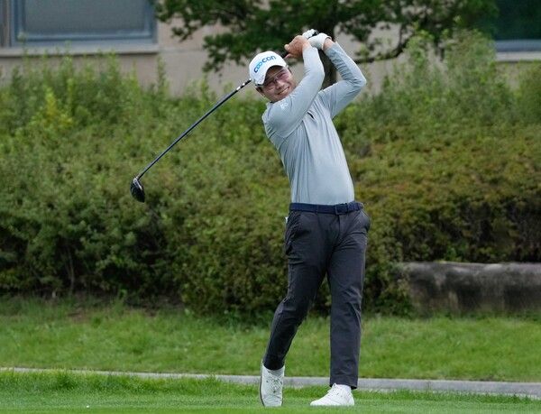 현정협 1번홀 드라이버 티샷 (사진제공 KPGA)