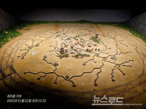 국군은 월남전에서 기본 전술 단위 부대인 대대보다 작은 중대 단위로 진지를 구축하는 '중대전술기지' 개념을 발전시켰다. 6.25전쟁 기간 동안 국군 최초의 백골병단을 지휘하며 풍부한 게릴라전 경험을 쌓은 고(故) 채명신 장군은 게릴라전에서 중대 단위 작전 수행이 가장 효과적이라는 사실을 간파하고 세부적인 기지설계안을 마련했다. [사진=최지훈 기자]