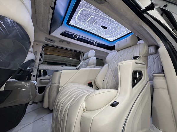 사진제공=고저스리무진