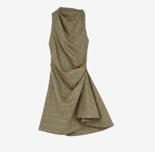 맥퀸(McQueen) 제공