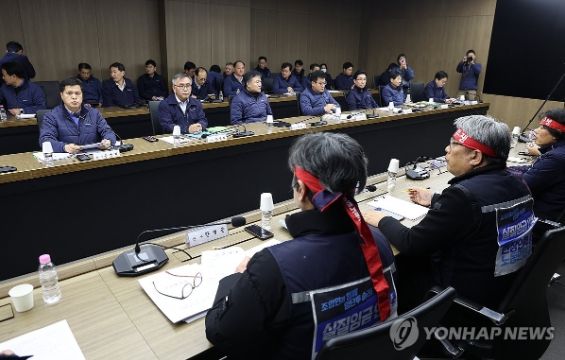 서울지하철&nbsp;노사 임단협 막판 교섭/연합뉴스