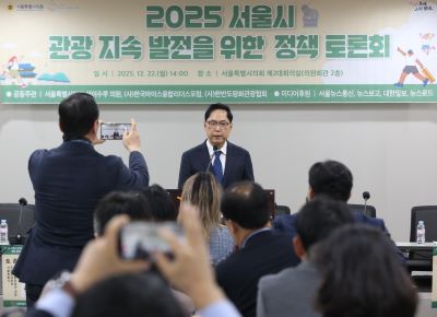 진홍석 (사)한국마이스융합리더스포럼 회장이 환영사를 하고 있다. [사진=서울시의회 출입상주기자단]