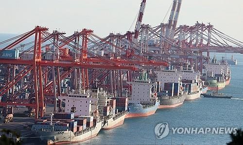 부산 신선대 수출입 컨테이너 부두 [사진=연합뉴스]
