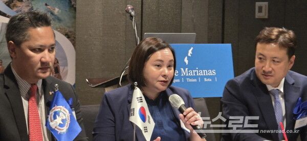 컨셉시온 관광청장(왼쪽부터)에 이어 신임 청장으로 임명된 자마이카 테이헤론, 김용남 에이뷰 대표가 기자들의 질문에 답하고 있다. [사진=서진수기자]