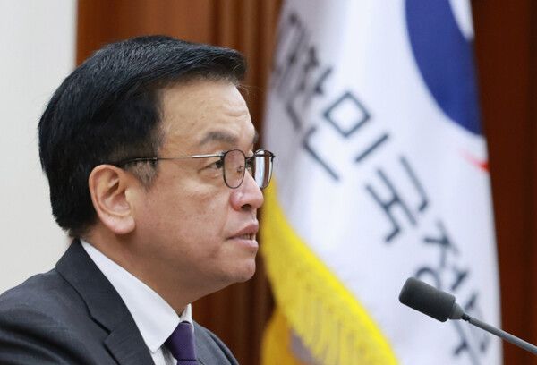 최상목 대통령 권한대행 겸 경제부총리 [사진=연합뉴스]