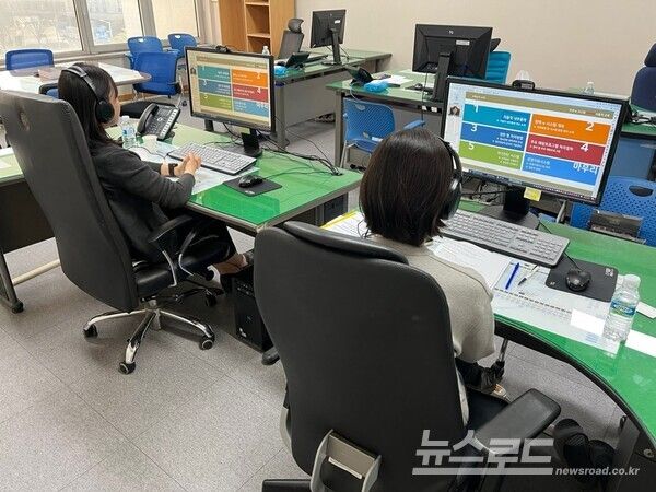 &nbsp;안양시가 3월 26일 한국지역정보개발원 청백-e 시스템 운영지원단 강사를 초빙해 회계 등 업무담당자들을 대상으로 청백-e 시스템 사용 및 청렴활동 평가 관련 온라인 교육을 실시하고 있다./사진=안양시