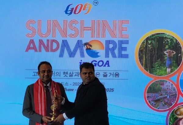 케다르 나익 관광부 국장(오른쪽)과 주한인도대사관 공관 차석 [사진=ILHPvt. Ltd., 제공]