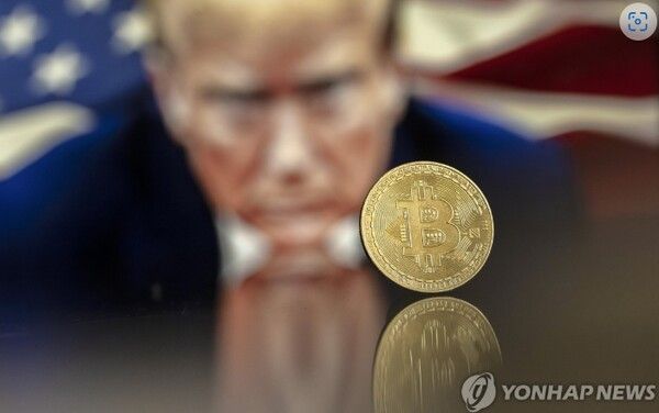 Bitcoin Model and Trump's Portrait/YONHAP NEWS