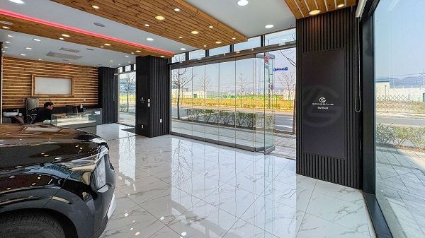 사진제공=고저스리무진