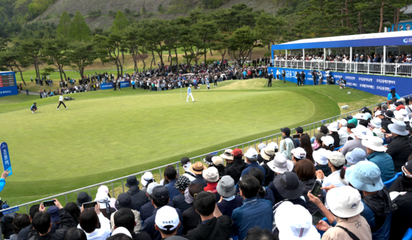 ‘2025&nbsp;우리금융 챔피언십’ 파이널 라운드&nbsp;18번홀 전경/사진제공=우리금융그룹