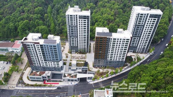 성남도시개발공사 주택사업처가 준공을 앞둔 '분당 아테라' 전경/사진=성남도시개발공사
