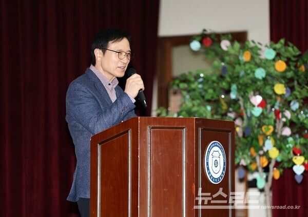 임태희 교육감이 발언하고 있다/사진=경기도교육청