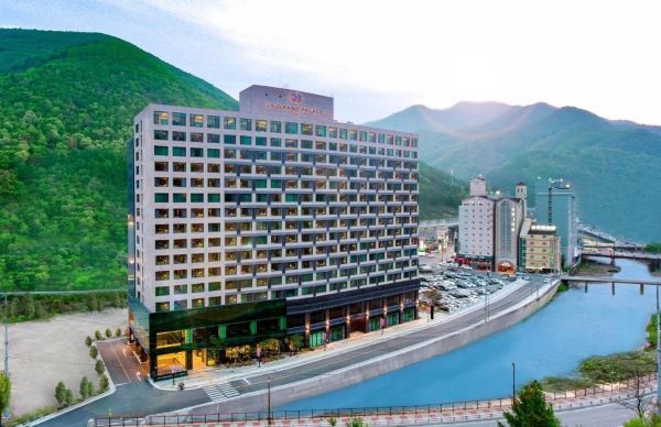 태백 – 정선 JS 그랜드 팰리스 호텔 [사진=부킹닷컴]