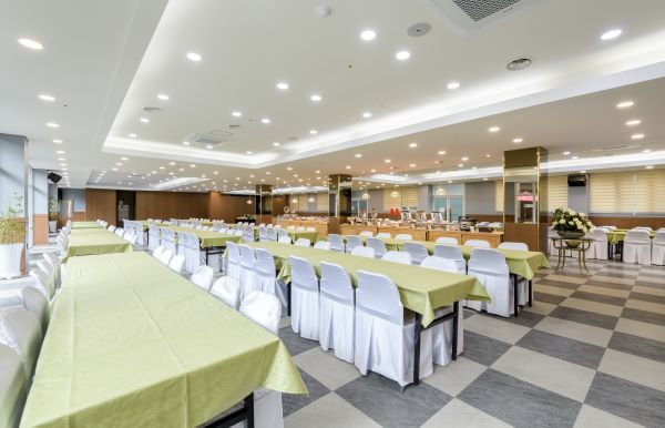 300명을 동시 수용할 수 있는 뷔페 식당. [출처=월드컵리조트]